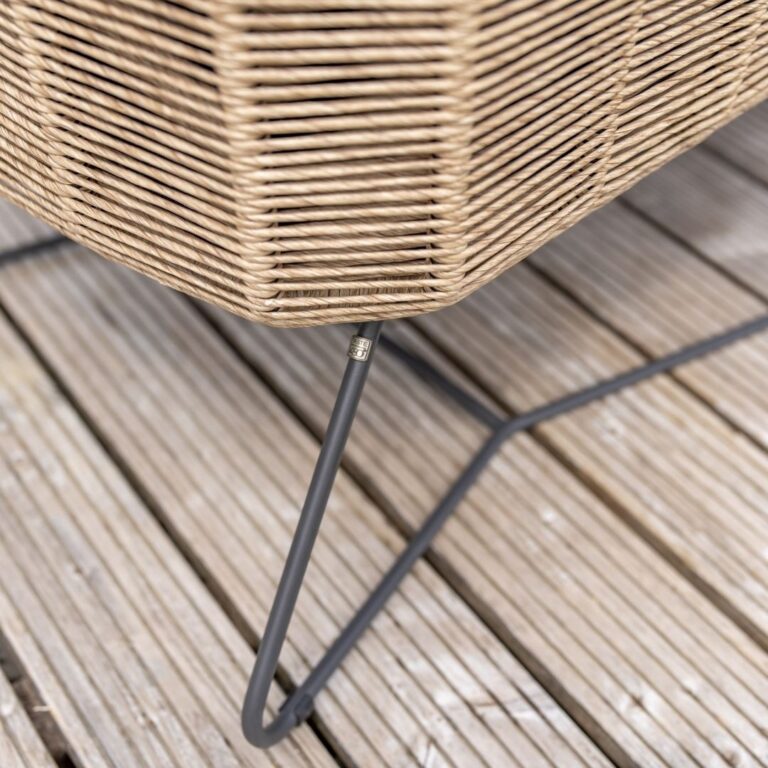 Taste by 4 Seasons Outdoor Belmond loungestoel