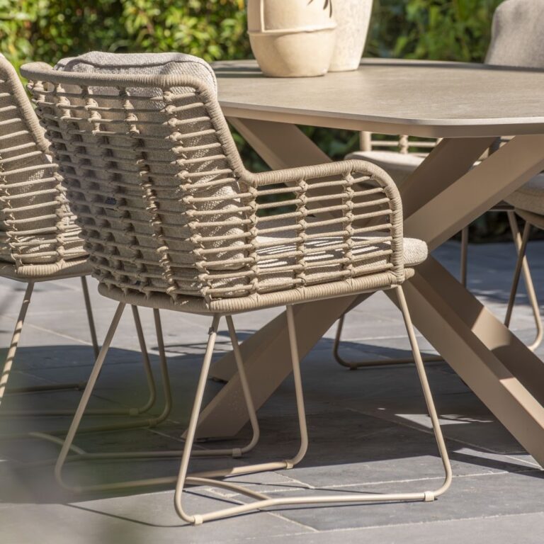 4 Seasons Outdoor Fabrice dining tuinstoel – Latte