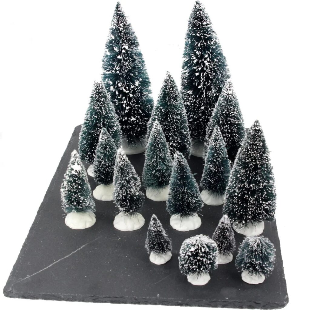 Mini kerstboompjes 16 stuks voor kerstdorp