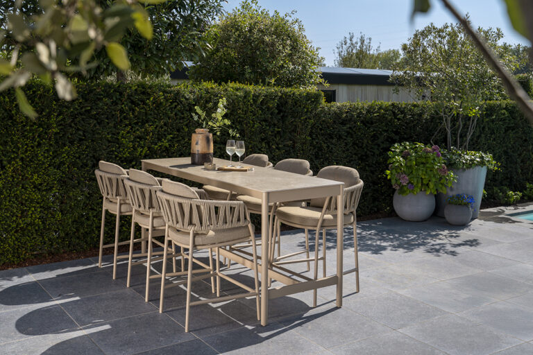 Taste by 4 Seasons Outdoor Calma high dining set - Latte
