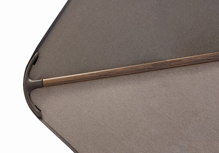Platinum Sun & Shade Nexus T2 300x300cm zweefparasol Mocca Havana + 90kg granieten voet
