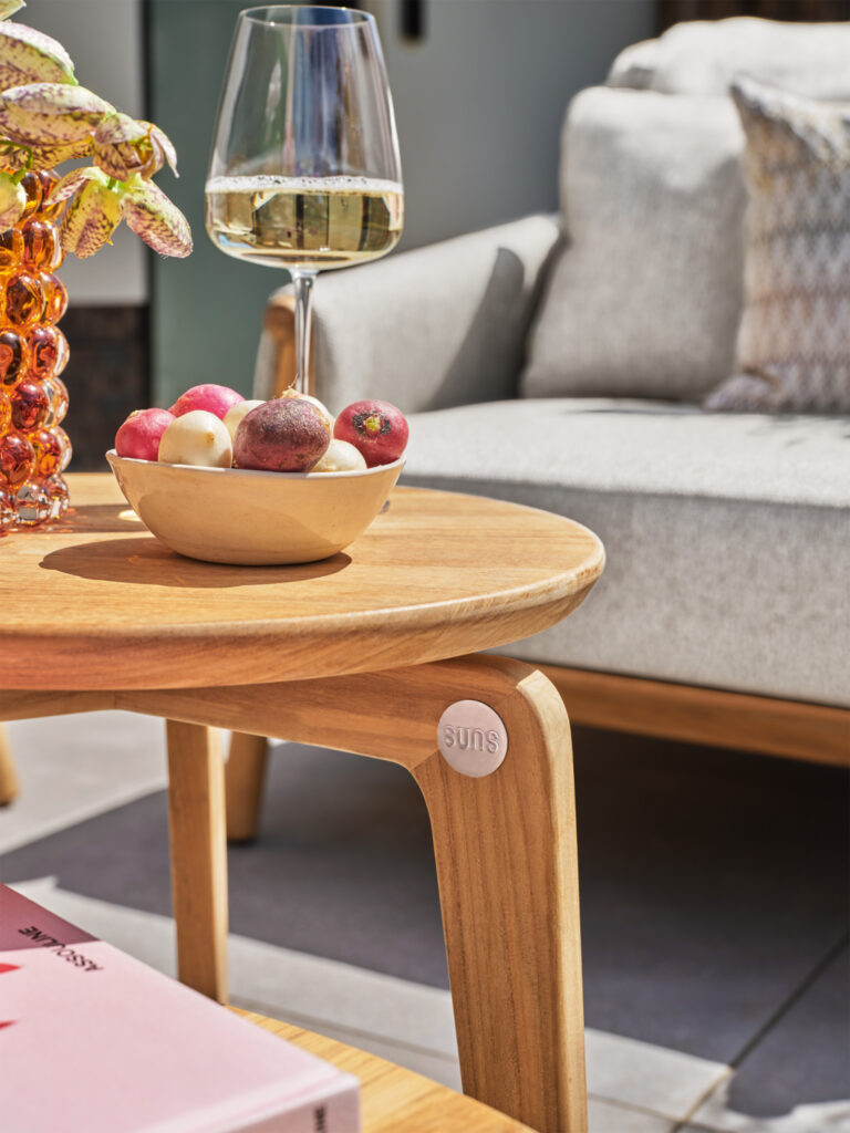 SUNS Termoli teak bijzet tafel 42x45cm