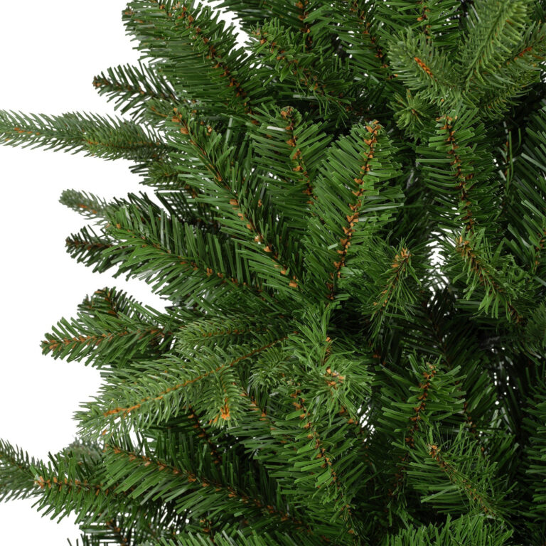 Kunstkerstboom Killington 240cm – Everlands